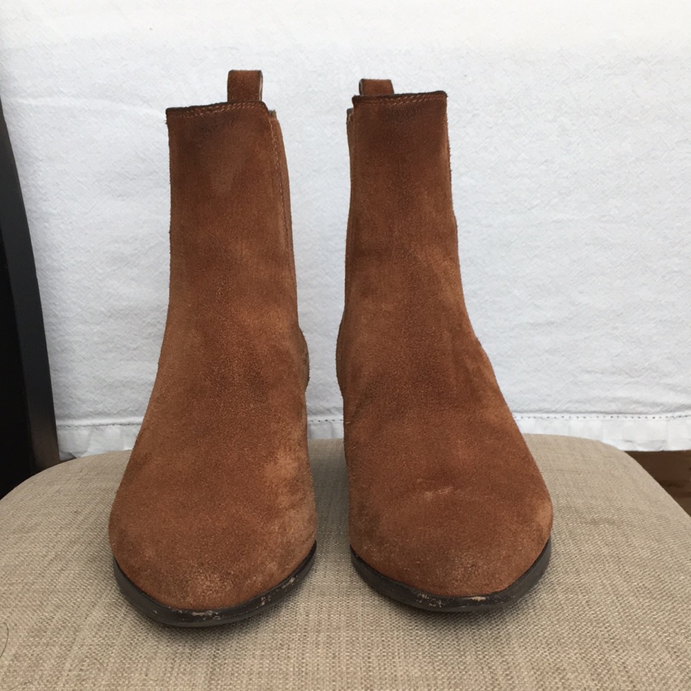 Banana Republic Brown Suede Ankle Boots - Picture 2 of 10